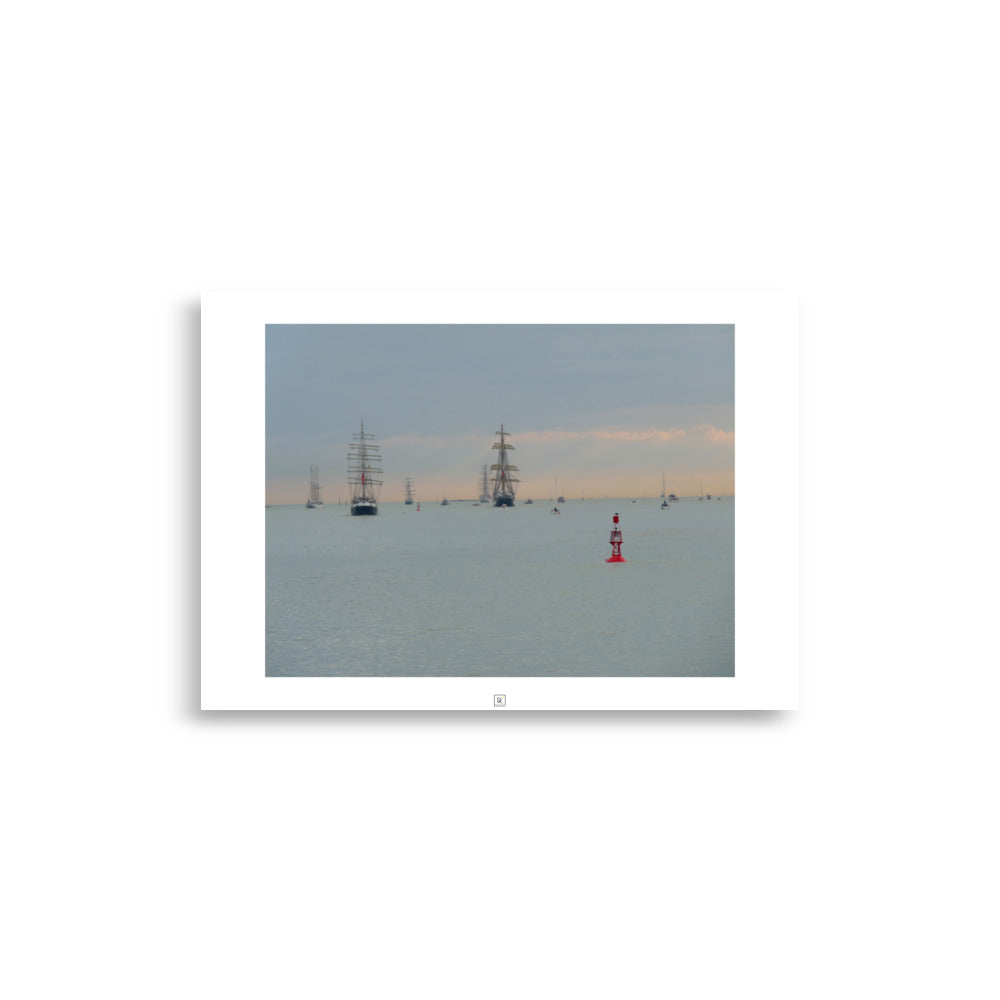 Poster photo - Armada baie de seine - Des voiliers naviguant sur la mer - Affiche 21x30