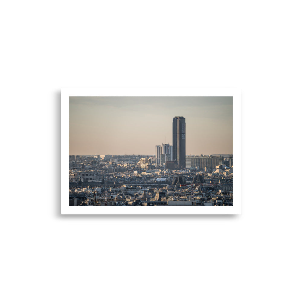 Poster photo - Paris à l'Aube - La Tour Montparnasse dans un lever de soleil doux - Henock Lawson - affiche 21x30